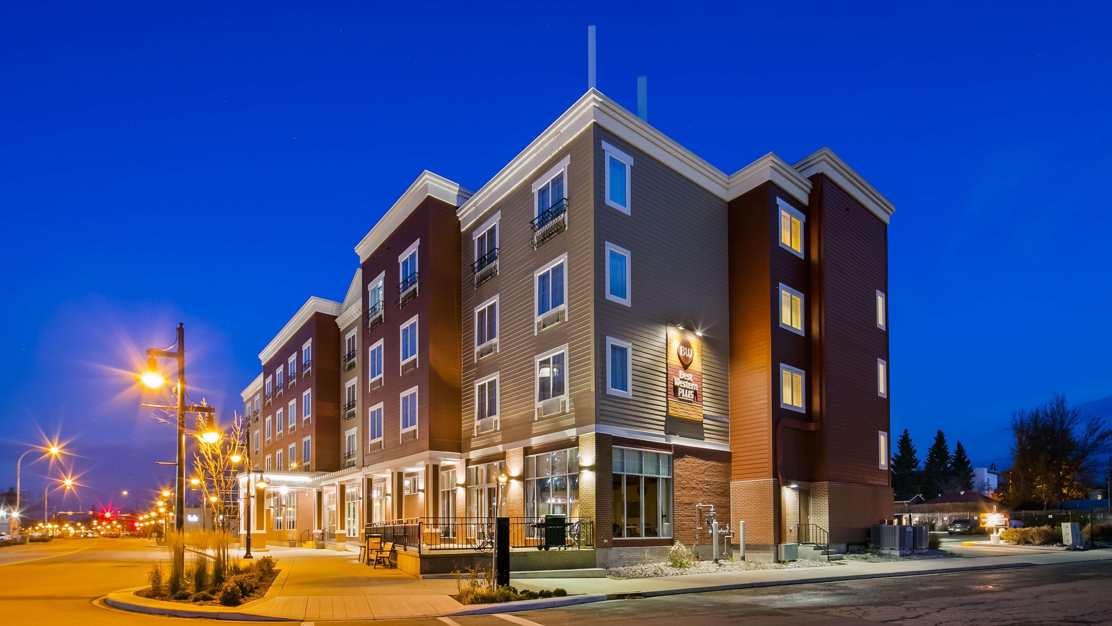 Best Western Plus Chateau Inn Sylvan Lake Bagian luar foto