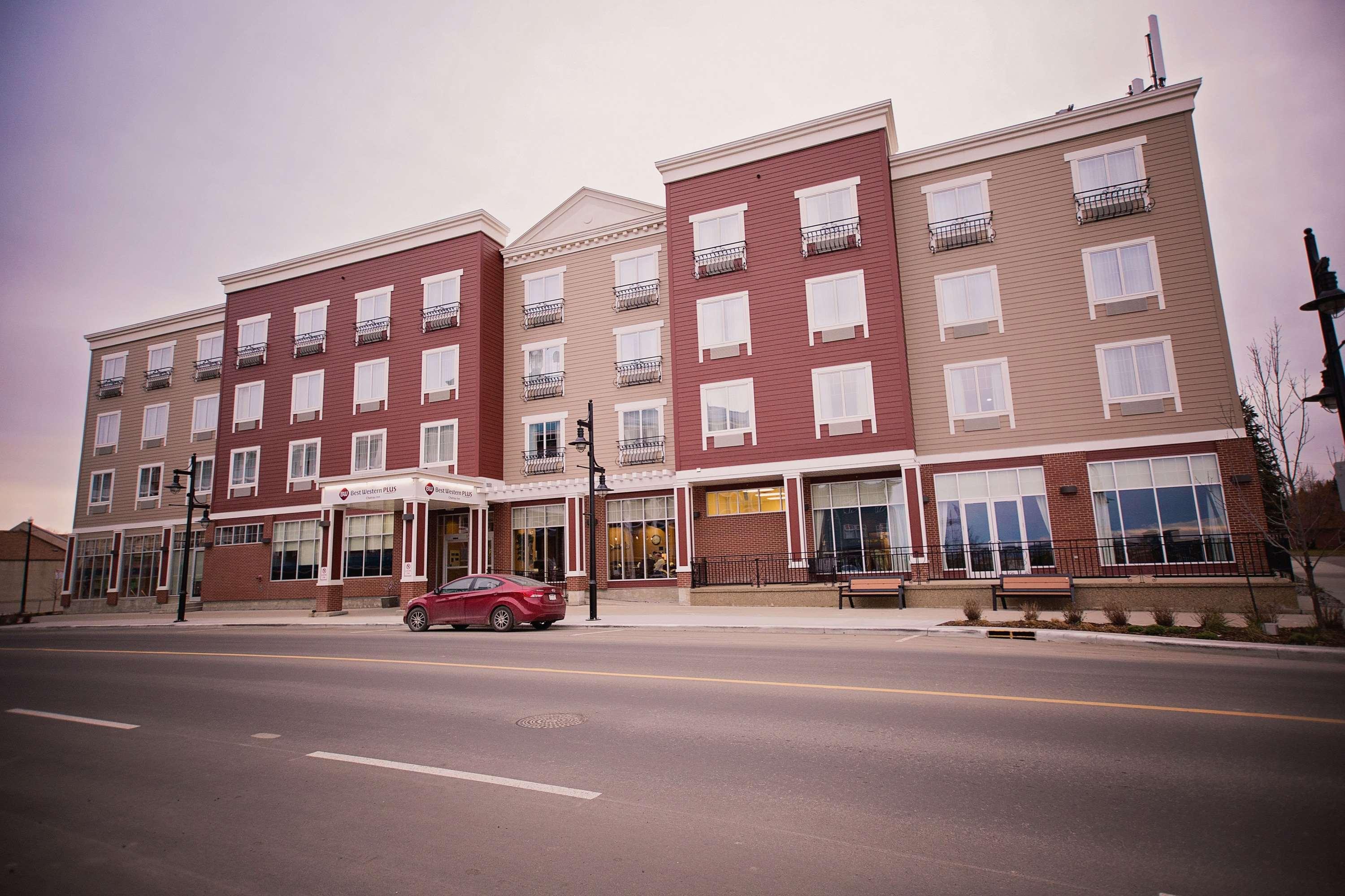 Best Western Plus Chateau Inn Sylvan Lake Bagian luar foto