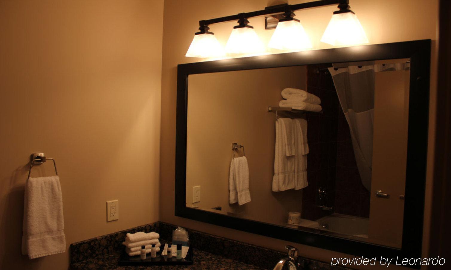Best Western Plus Chateau Inn Sylvan Lake Bagian luar foto